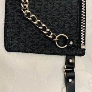 Michael Kors Belt Bag ( New )